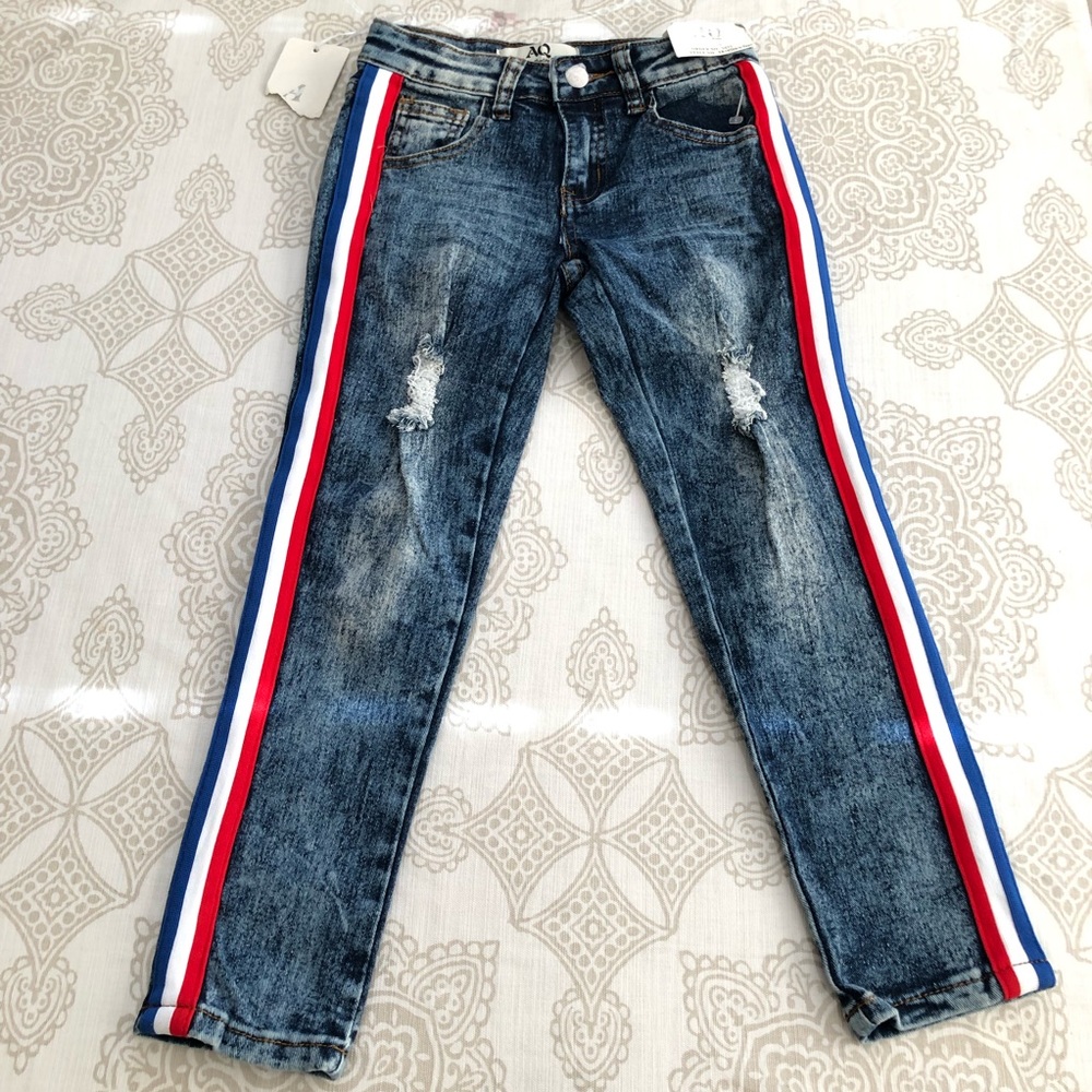 NEW American Quality Denim Distressed skinny jeans sz: 6